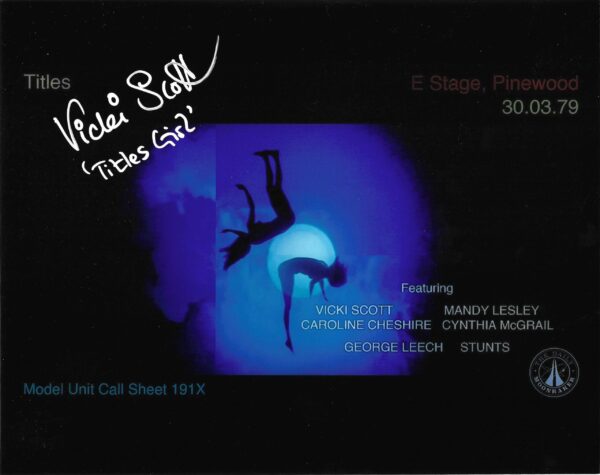 Vicki Scott - Photo 3 - WHITE